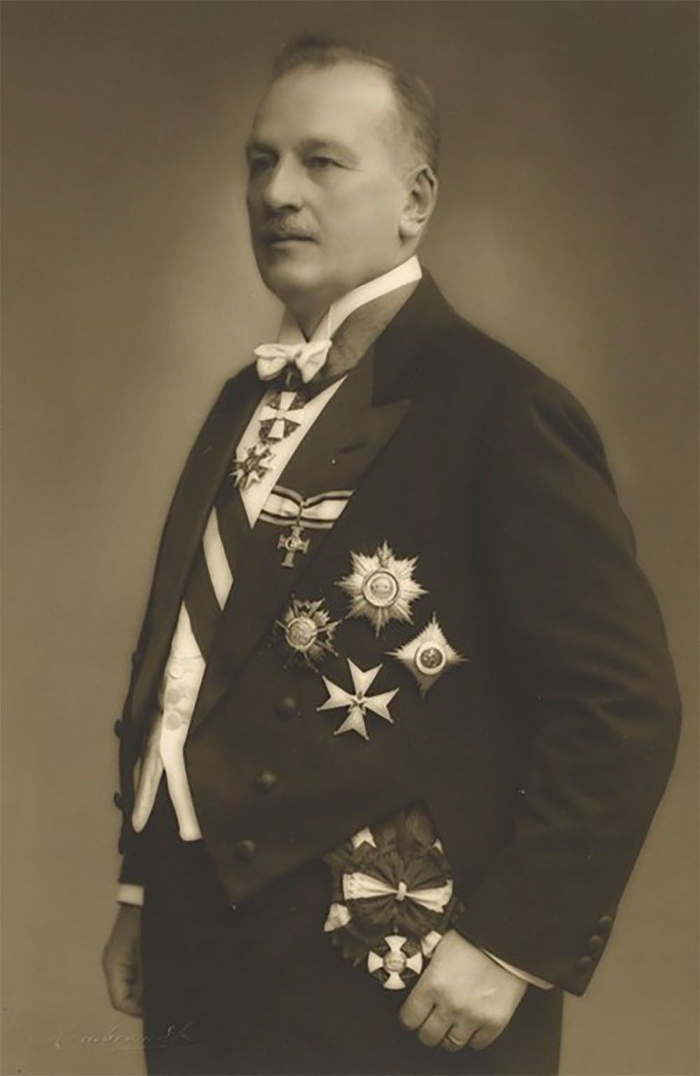 Pontus Artti (1878-1936)